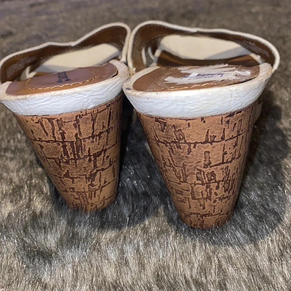 Naturalizer white brown wedge sandals Sz 7.5 - Picture 4 of 11